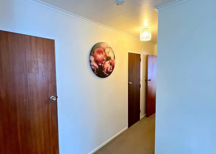 Hébergement de vacances - Prime Location - With Garden *