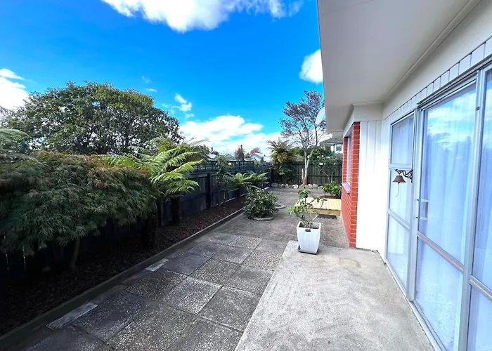 - Prime Location - With Garden Hébergement de vacances Rotorua