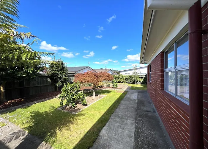 - Prime Location - With Garden Hébergement de vacances Rotorua