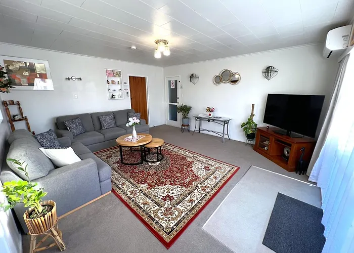 - Prime Location - With Garden Hébergement de vacances